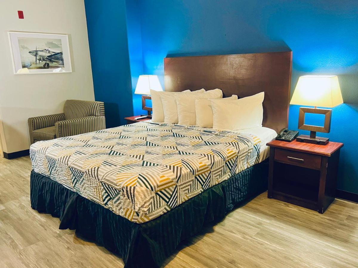 Motel Baymont By Wyndham Ridgecrest Extérieur photo