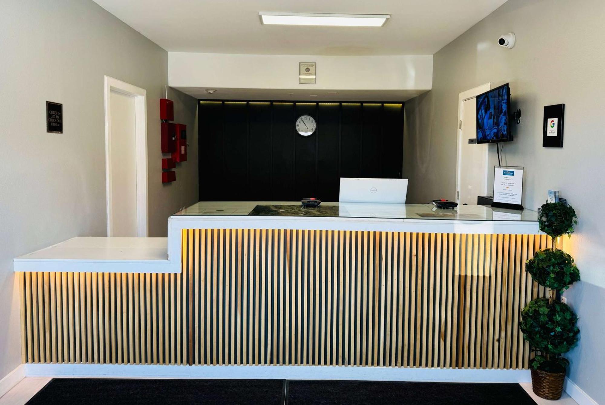 Motel Baymont By Wyndham Ridgecrest Extérieur photo